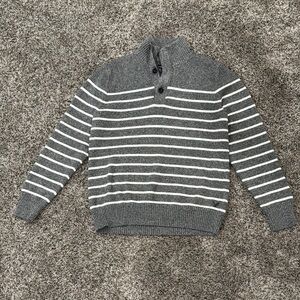 American Eagle Outfitters Gray and White Button Up Sweater